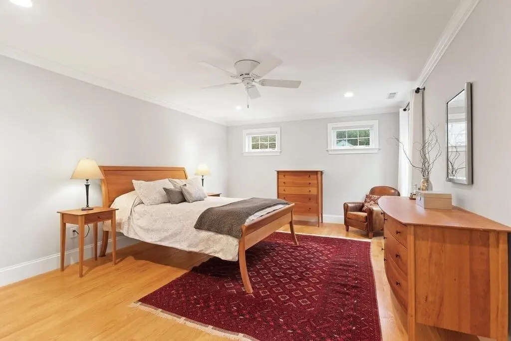 11 Kenilworth Rd, Arlington, MA 02476 — sold by Jenna Levin