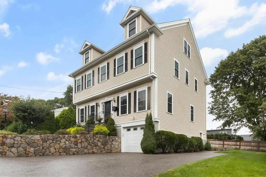 11 Kenilworth Rd, Arlington, MA 02476 — sold by Jenna Levin