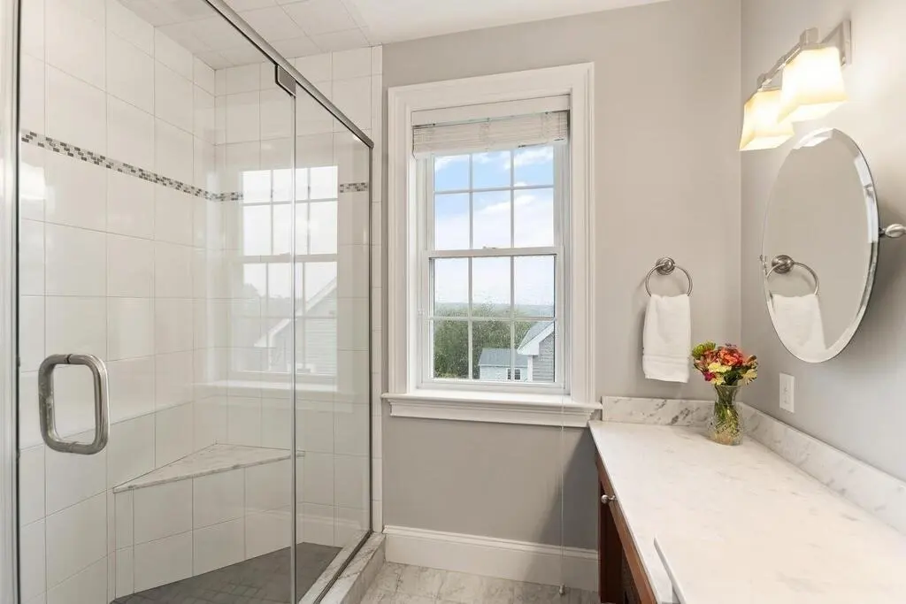 11 Kenilworth Rd, Arlington, MA 02476 — sold by Jenna Levin