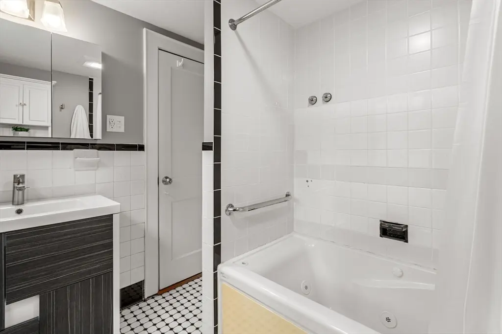 31 Northbourne Rd, Boston, MA 02130 — sold by Jenna Levin