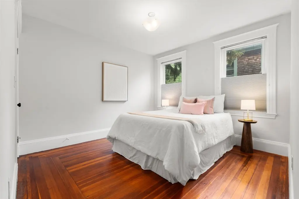 41 Irving St # 41, Newton, MA 02459 — sold by Jenna Levin