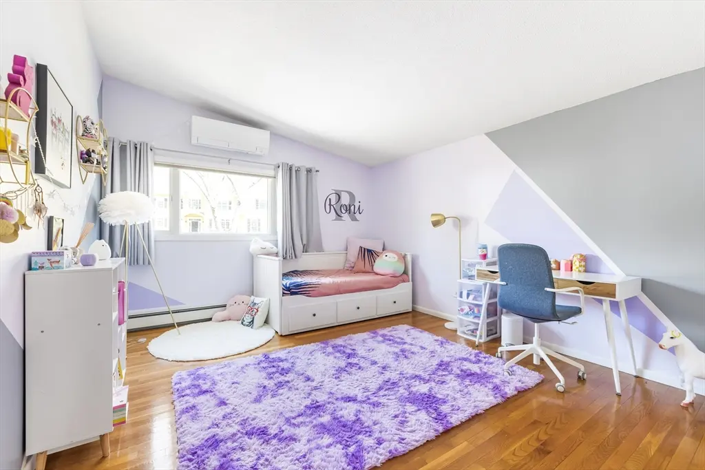 7 Clover Lane, Natick, MA 01760 — sold by Jenna Levin